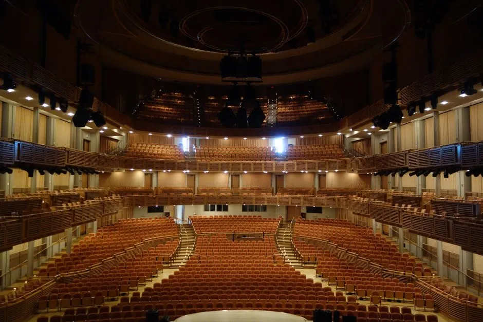 How to Attend Indigenous Theatre Respectfully