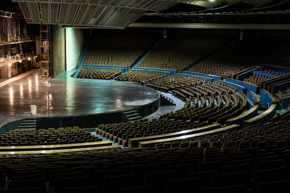 Indigenous Theatre in Canada: A Reader's Guide